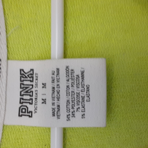 Size med womans pink VS sweatshirt - Picture 2 of 3